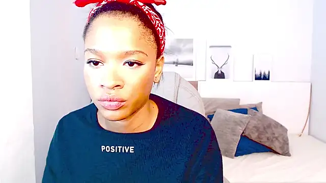 brendathompson  online show from October 7, 1:36 am