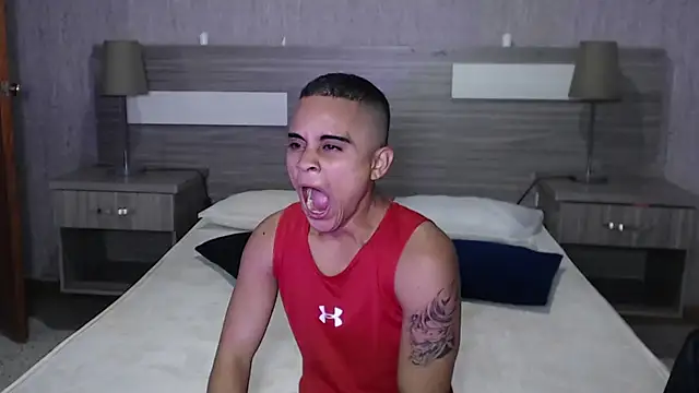 Liiamthompson online show from September 11, 10:04 am