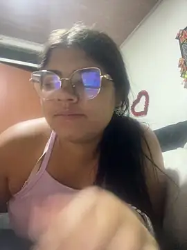 viccky vick online show from March 1, 12:17 am