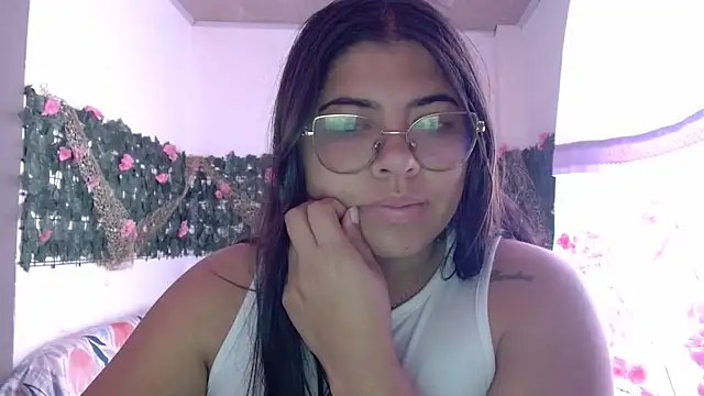 viccky vick online show from December 15, 4:44 pm