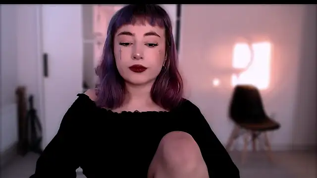 purplewitch online show from December 20, 10:33 am