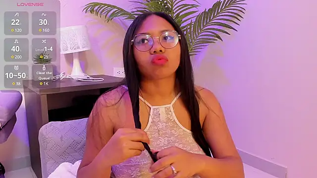 yeikafoxy online show from February 6, 10:59 am