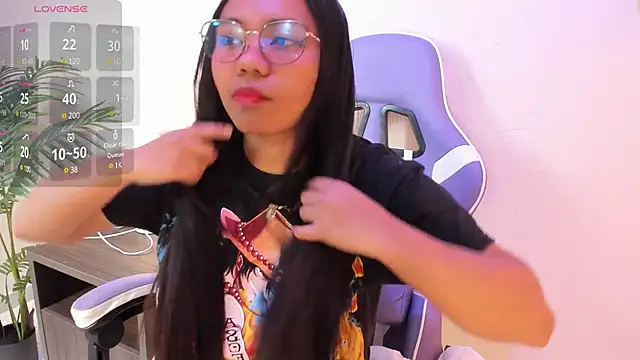 yeikafoxy online show from March 7, 10:56 am