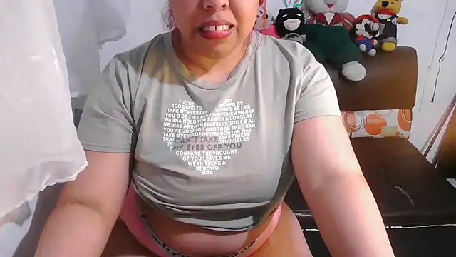 alexandraluv online show from November 6, 1:06 am