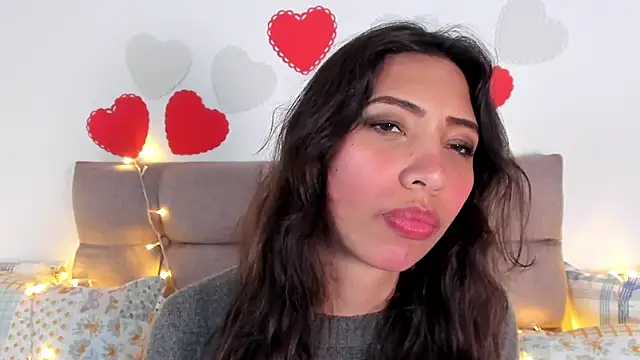 Miss veronicaa2 online show from February 15, 1:16 pm