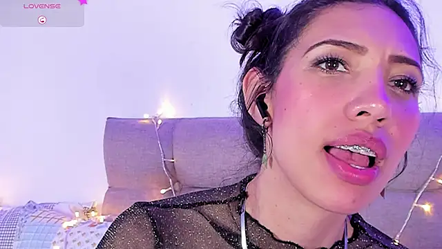 Miss veronicaa2 online show from February 18, 6:26 pm