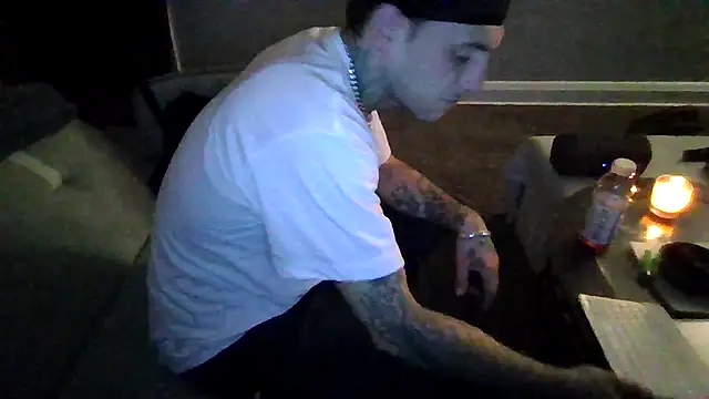 cruz815 online show from November 18, 7:57 am