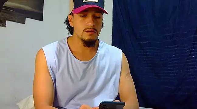 Snapshot of Keiviid chatting on March 4, 2:21 pm Keiviid online show from March 4, 2:21 pm