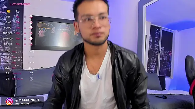 Snapshot of Max_Conor1 chatting on February 3, 2:25 am Max Conor1 online show from February 3, 2:25 am