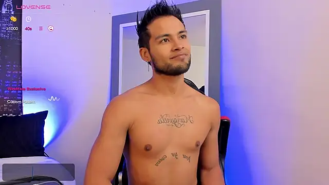 Snapshot of Max_Conor1 chatting on February 14, 5:36 pm Max Conor1 online show from February 14, 5:36 pm