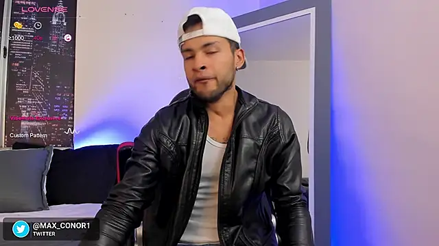 Snapshot of Max_Conor1 chatting on February 18, 11:33 am Max Conor1 online show from February 18, 11:33 am