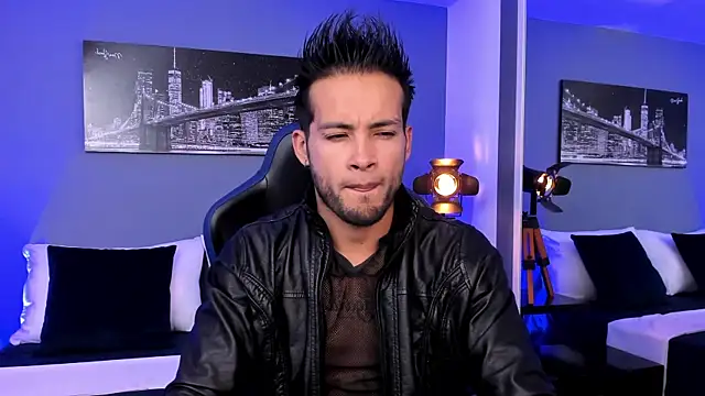 Snapshot of Max_Conor1 chatting on September 9, 11:54 am Max Conor1 online show from September 9, 11:54 am