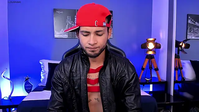 Snapshot of Max_Conor1 chatting on September 25, 11:25 am Max Conor1 online show from September 25, 11:25 am