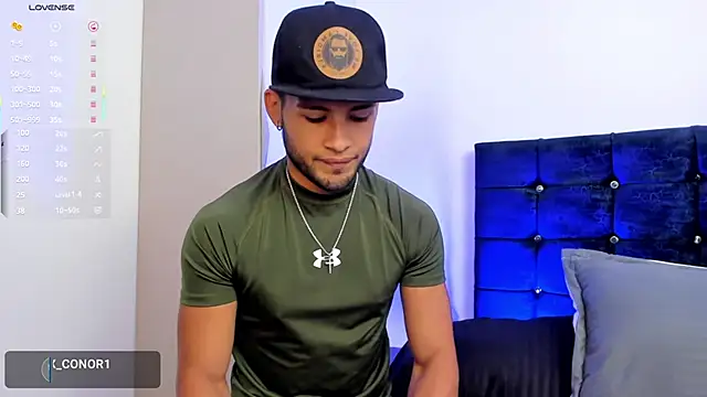 Snapshot of Max_Conor1 chatting on October 21, 2:29 pm Max Conor1 online show from October 21, 2:29 pm