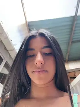 Snapshot of eva_roseee chatting on May 9, 5:51 pm eva roseee online show from May 9, 5:51 pm