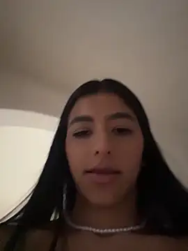Snapshot of eva_roseee chatting on May 18, 5:41 pm eva roseee online show from May 18, 5:41 pm