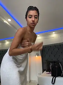 Snapshot of eva_roseee chatting on June 8, 9:15 pm eva roseee online show from June 8, 9:15 pm