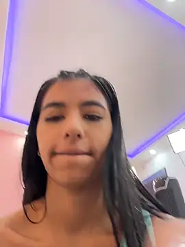 Snapshot of eva_roseee chatting on June 18, 4:00 pm eva roseee online show from June 18, 4:00 pm