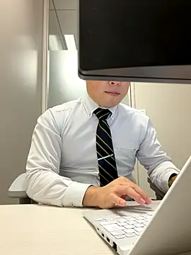 Nobu 469 online show from October 27, 9:35 am