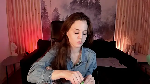 MilaStoyne online show from February 12, 12:01 pm