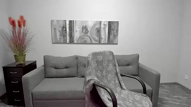 Mira Whites online show from February 21, 6:51 am