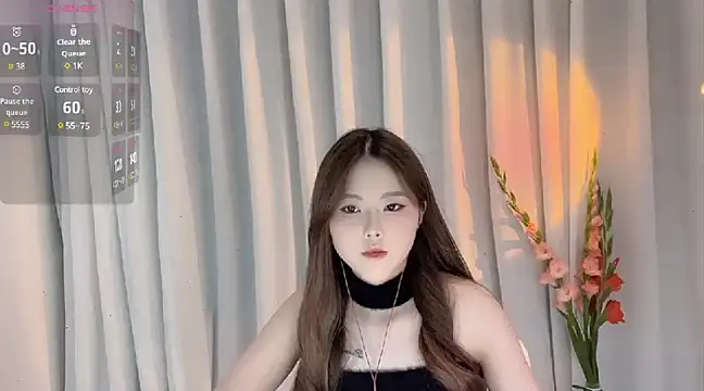 SylviaLing2007 online show from February 14, 2:44 pm