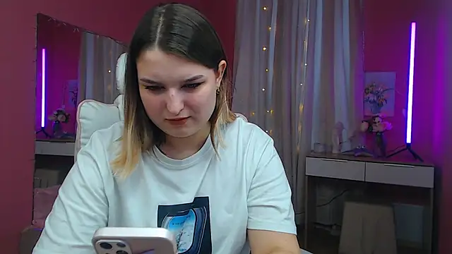 Jenny Smit online show from March 12, 12:04 pm