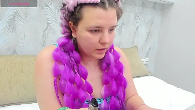 Jenny Jimmy online show from March 10, 8:15 am