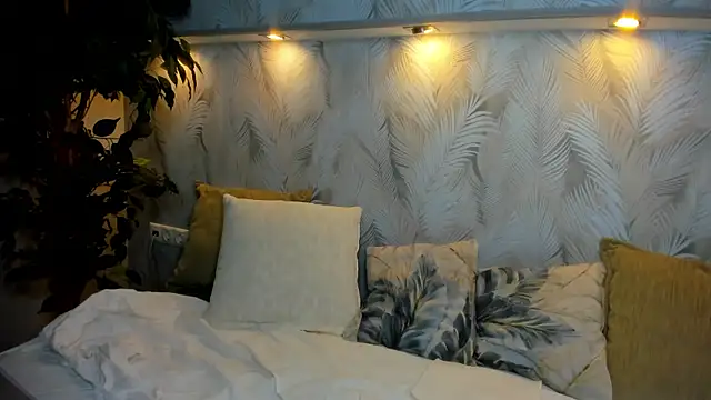 Jenny Jimmy online show from November 21, 9:19 am