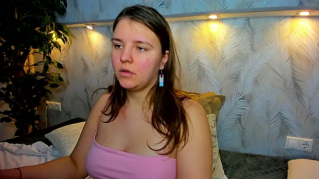 Jenny Jimmy online show from February 3, 6:40 am