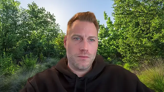 Snapshot of Christian87xxx chatting on January 29, 10:05 am Christian87xxx online show from January 29, 10:05 am