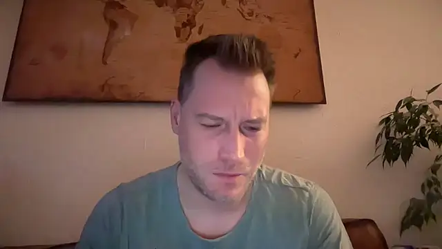 Snapshot of Christian87xxx chatting on December 15, 6:50 am Christian87xxx online show from December 15, 6:50 am