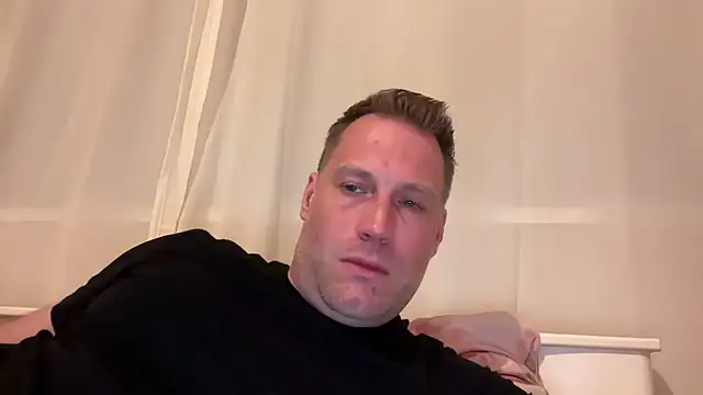 Christian87xxx online show from February 27, 6:19 pm