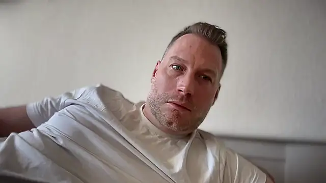 Christian87xxx online show from April 3, 6:11 am