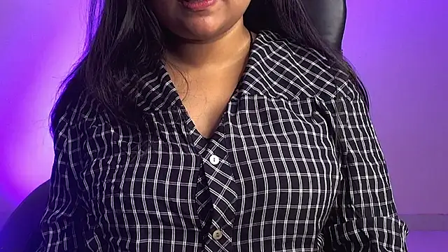 Snapshot of Kannu- chatting on November 4, 5:28 am Kannu- online show from November 4, 5:28 am