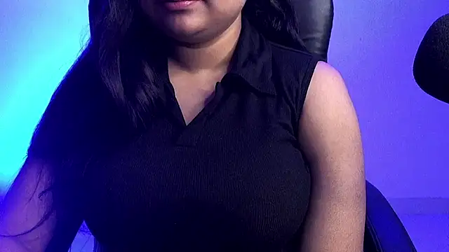 Snapshot of Kannu- chatting on November 7, 4:45 am Kannu- online show from November 7, 4:45 am