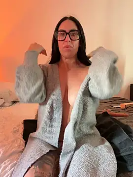 goddess-harper online show from May 6, 11:48 am
