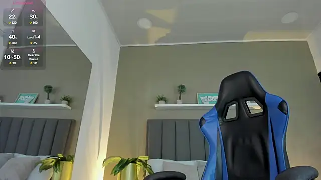 alessia leroy online show from April 21, 8:23 pm