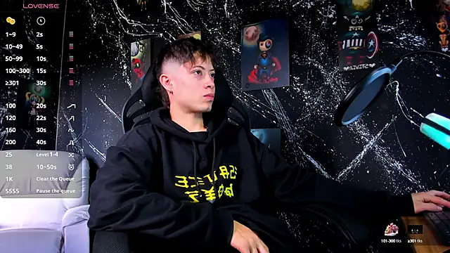 marcuscollins1  online show from February 17, 3:31 pm