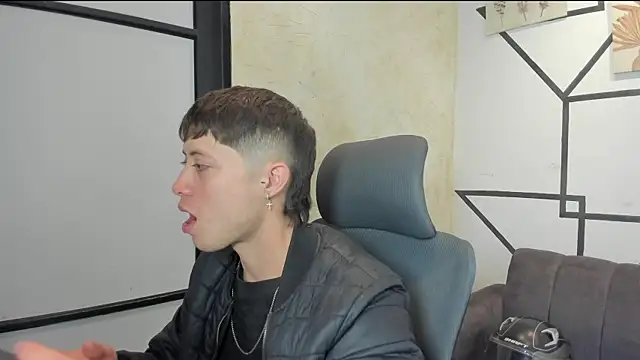 marcuscollins1  online show from November 24, 2:17 pm