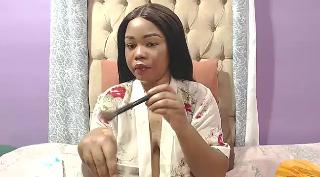 Snapshot of MissBOOBSDIVA chatting on February 13, 5:16 am MissBOOBSDIVA online show from February 13, 5:16 am