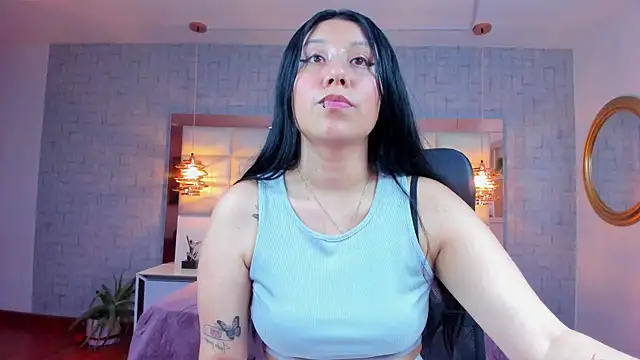 Nohemi louse online show from July 17, 7:41 pm