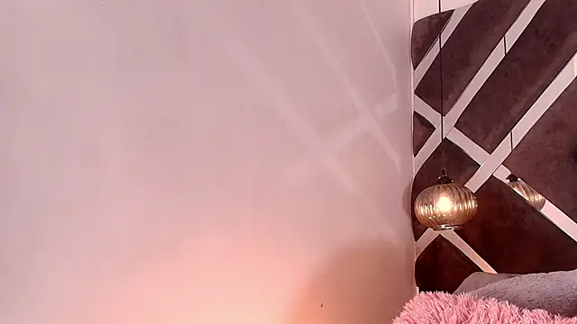 sara lopee1 online show from November 1, 11:56 am