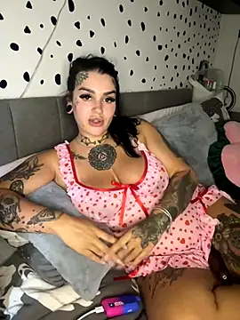 Snapshot of tempzzz12 chatting on September 9, 4:50 pm tempzzz12 online show from September 9, 4:50 pm