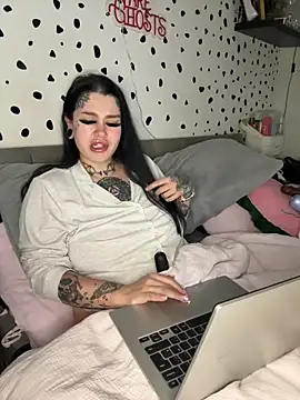 tempzzz12 online show from April 23, 6:58 am