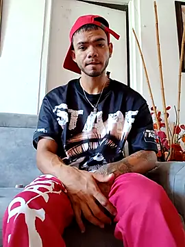 Niick01  online show from April 27, 4:49 pm