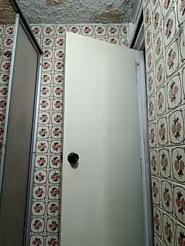 Niick01  online show from April 29, 7:01 am