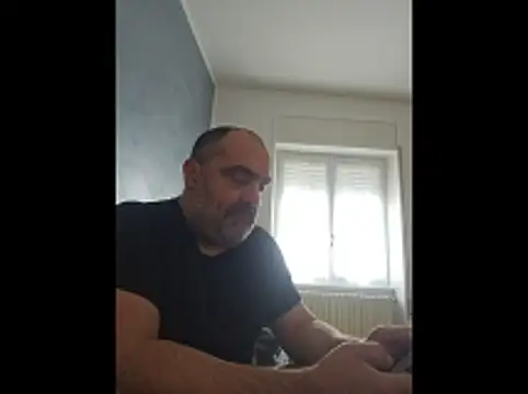 Snapshot of fuocovivo4 chatting on March 24, 4:34 pm fuocovivo4 online show from March 24, 4:34 pm