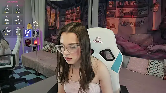 kaisajenner online show from March 7, 6:00 pm