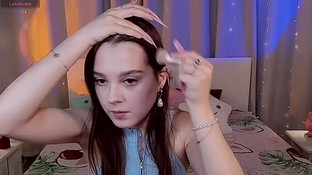 kaisajenner online show from November 11, 8:31 pm